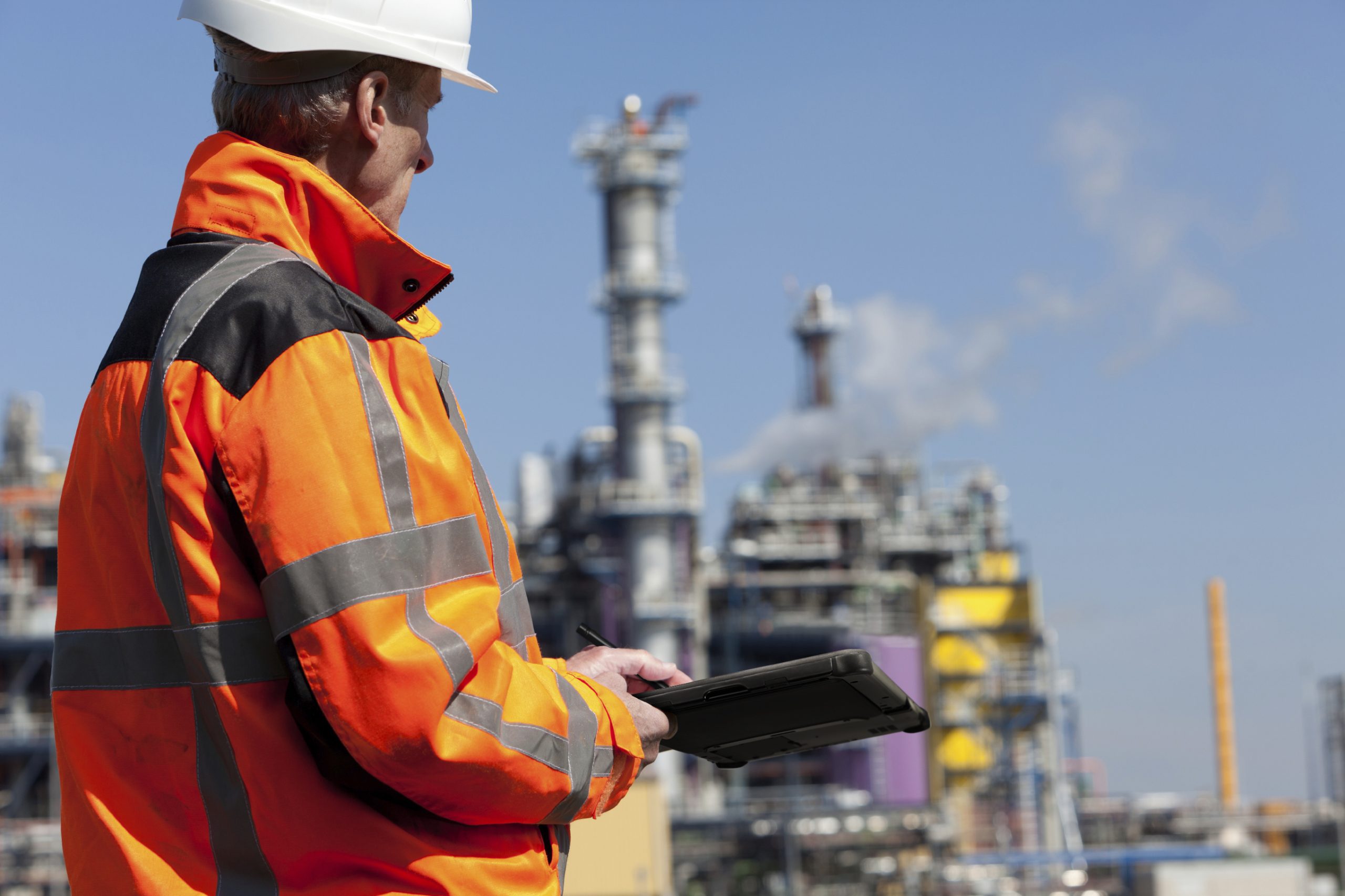 بررسی انواع گواهینامه‌های ایزو در صنعت نفت و گاز