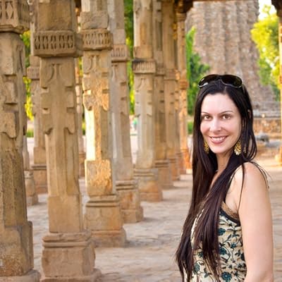 میشل موران کتاب نیفیرتیتی