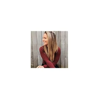 Courtney Peppernell