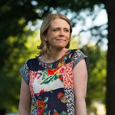 Miranda Kenneally